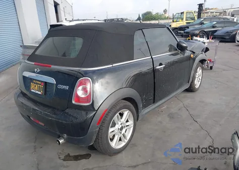 2015 Mini Convertible Cooper z USA, uszkodzony, nr VIN WMWZN3C59FT266834